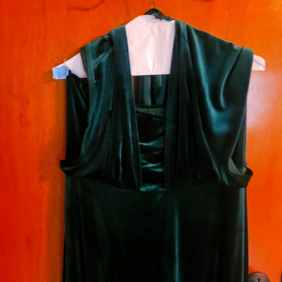 Hunter Green Holiday Dress - Picture 2 of 4